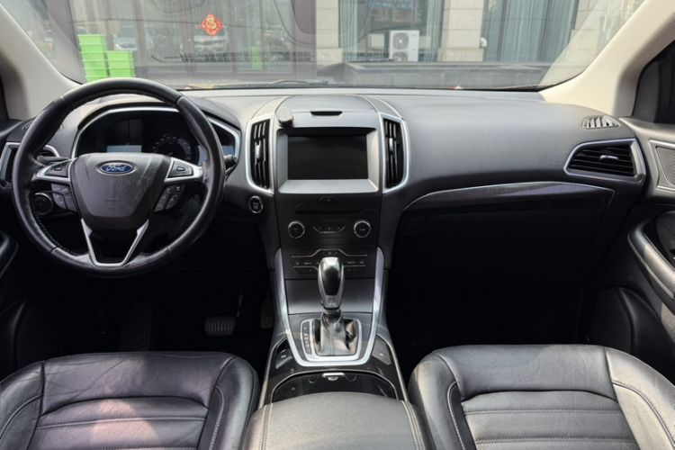 Used Ford Edge 2018 EcoBoost 245 Two-Wheel-Drive Titanium 7-Seater China V Standard Audio And AC Panel