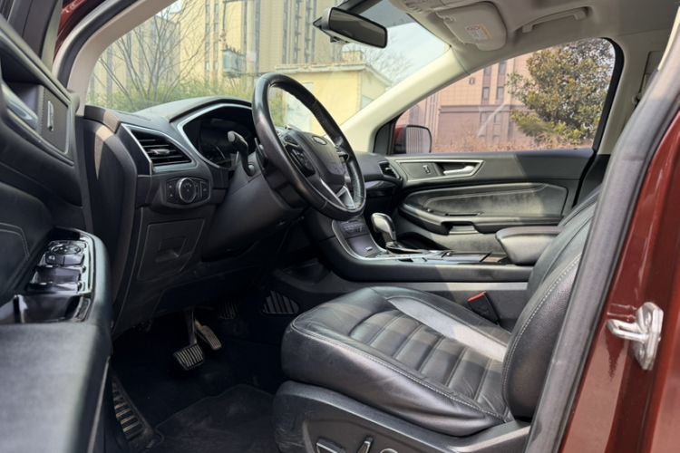 Used Ford Edge 2018 EcoBoost 245 Two-Wheel-Drive Titanium 7-Seater China V Standard Interior 2