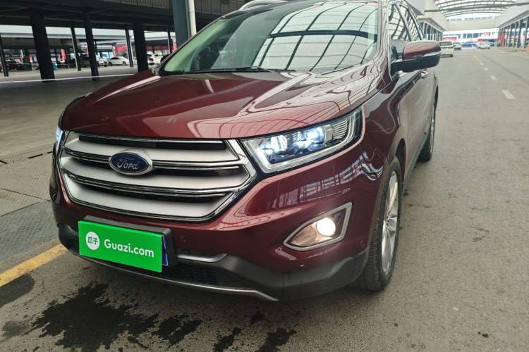 Used Ford Edge 2018 EcoBoost 245 Four-Wheel Drive Titanium 7-Seater Left Front Headlight