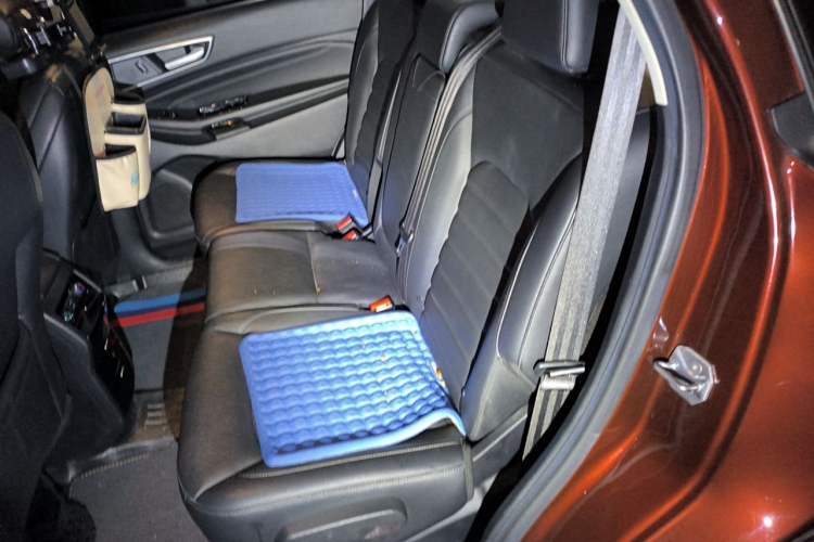 Used Ford Edge 2018 EcoBoost 245 Two-Wheel-Drive Titanium 7-Seater China V Standard Left Rear Seat