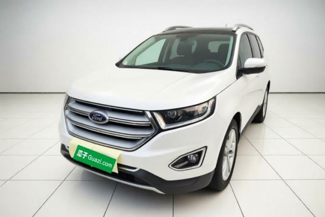 Ford Edge 2018 EcoBoost 245 Two-Wheel-Drive Titanium 7-Seater China VI Standard de segunda mano