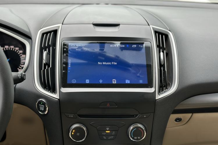 Used Ford Edge 2018 EcoBoost 245 Two-Wheel-Drive Titanium 5-Seater China V Standard Audio And AC Panel