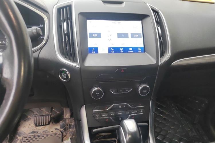 Used Ford Edge 2018 EcoBoost 245 Two-Wheel-Drive Titanium 7-Seater China VI Standard Audio And AC Panel