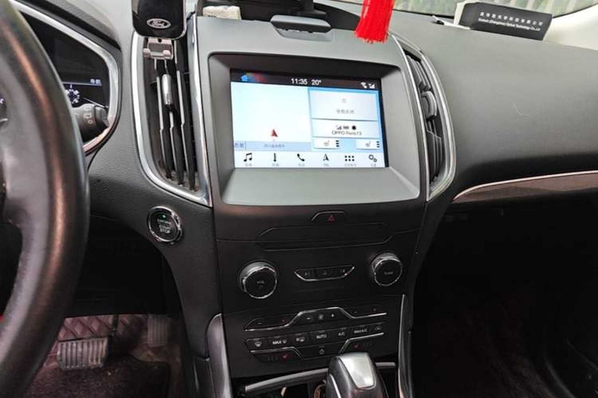 Used Ford Edge 2018 EcoBoost 245 Four-Wheel Drive Titanium 7-Seater Audio And AC Panel