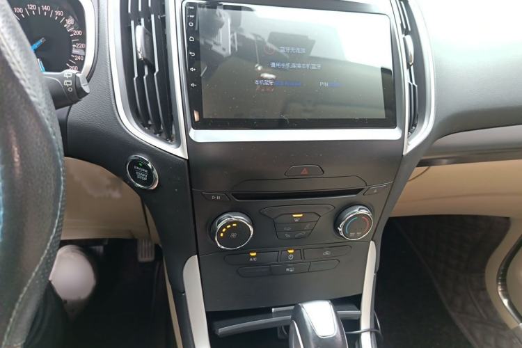 Used Ford Edge 2018 EcoBoost 245 Two-Wheel-Drive Titanium 5-Seater China V Standard Audio And AC Panel