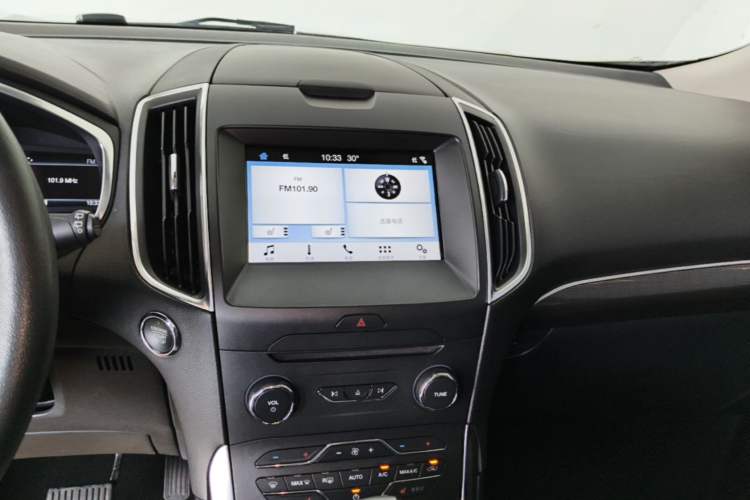 Used Ford Edge 2018 EcoBoost 245 Two-Wheel-Drive Titanium 7-Seater China V Standard Audio And AC Panel