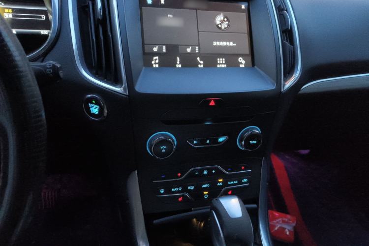 Used Ford Edge 2018 EcoBoost 245 Two-Wheel-Drive Titanium 7-Seater China VI Standard Audio And AC Panel