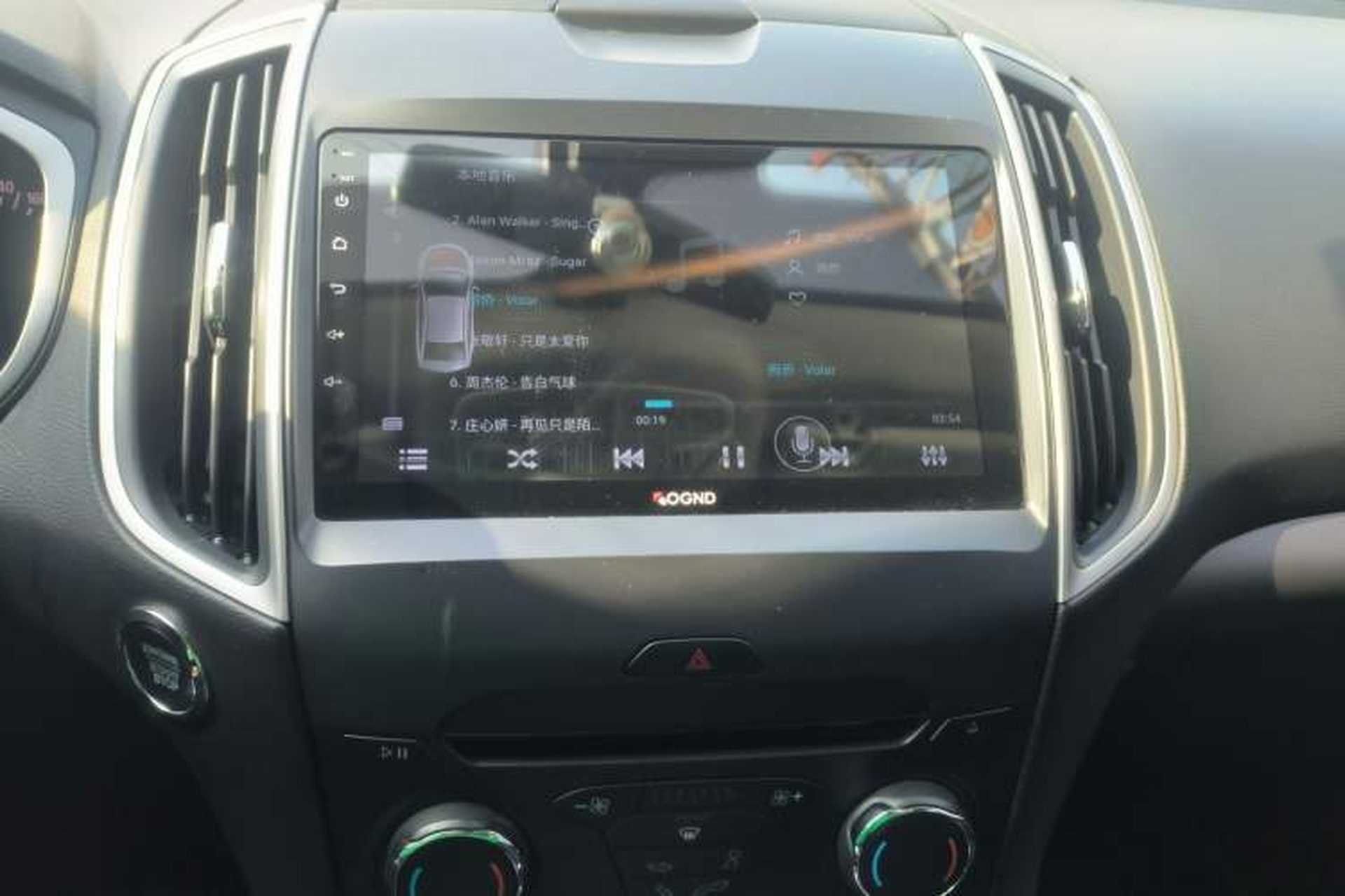 Used Ford Edge 2018 EcoBoost 245 Two-Wheel-Drive Platinum Edition 7-Seater China V Emission Standard Audio And AC Panel