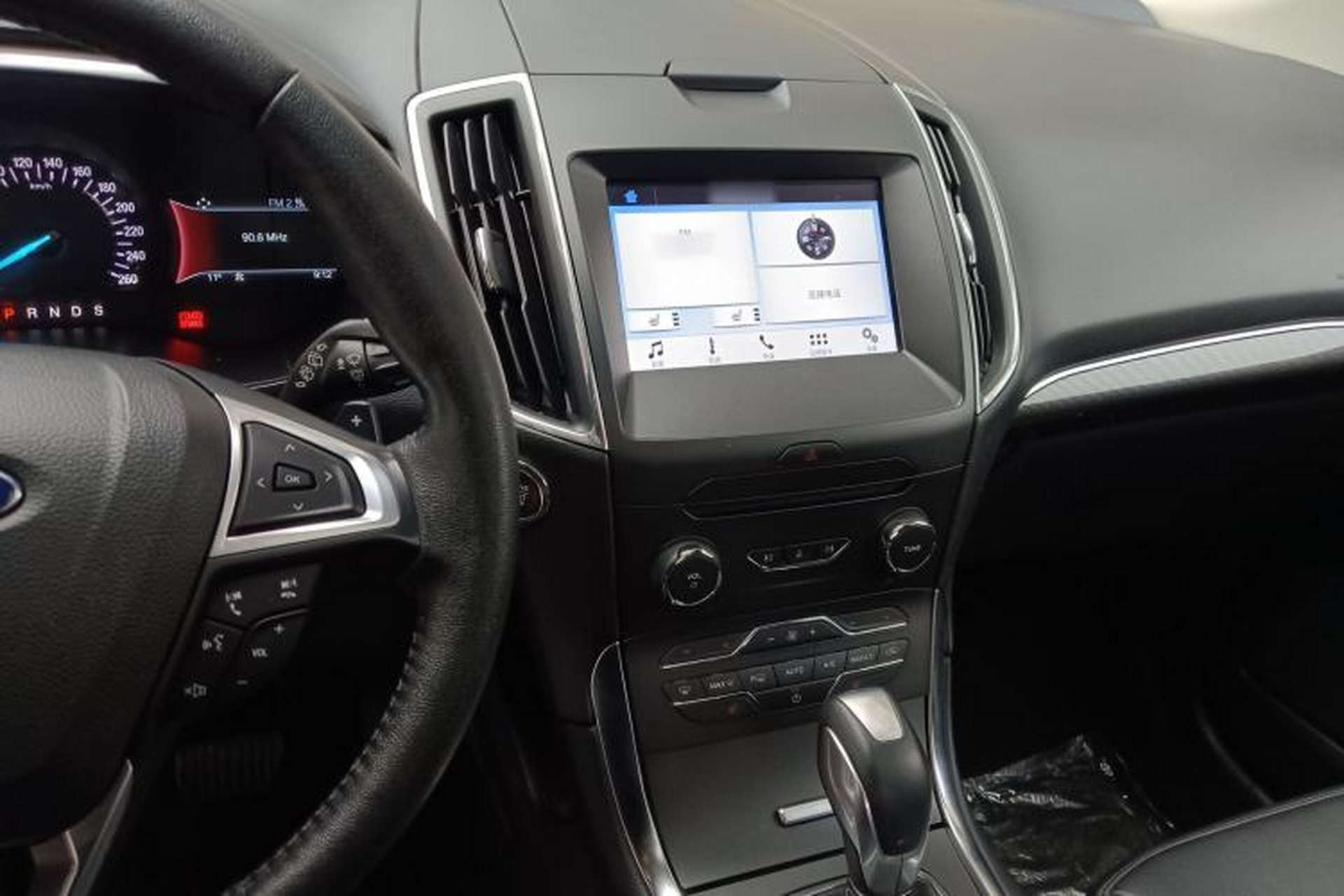 Used Ford Edge 2018 EcoBoost 245 Two-Wheel-Drive Titanium 7-Seater China VI Standard Audio And AC Panel