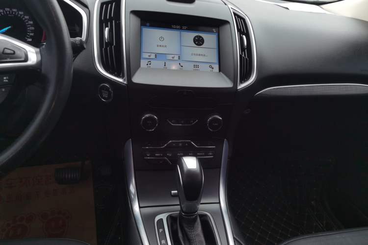 Used Ford Edge 2018 EcoBoost 245 Two-Wheel-Drive Titanium 7-Seater China V Standard Audio And AC Panel