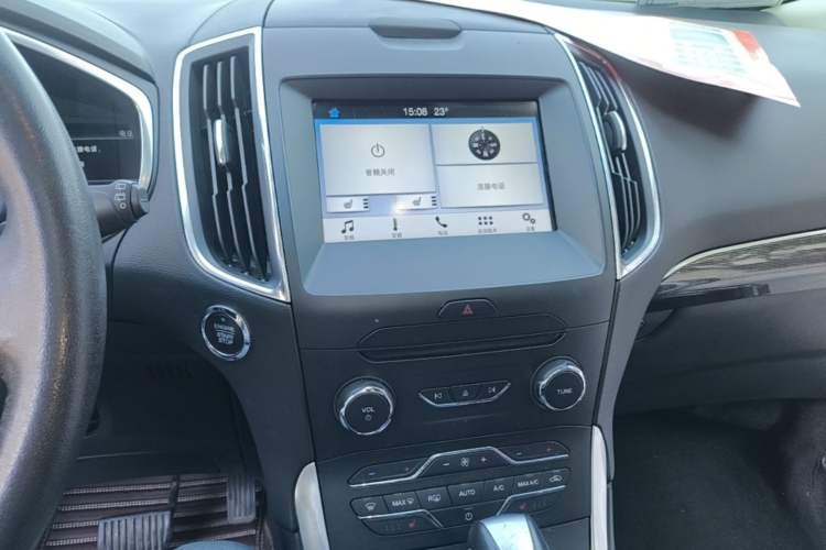 Used Ford Edge 2018 EcoBoost 245 Two-Wheel-Drive Titanium 7-Seater China V Standard Audio And AC Panel