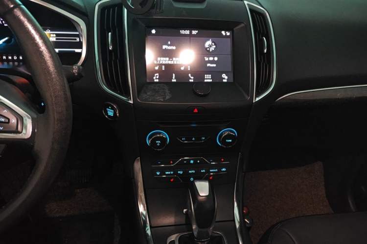 Used Ford Edge 2018 EcoBoost 245 Two-Wheel-Drive Titanium 7-Seater China V Standard Audio And AC Panel