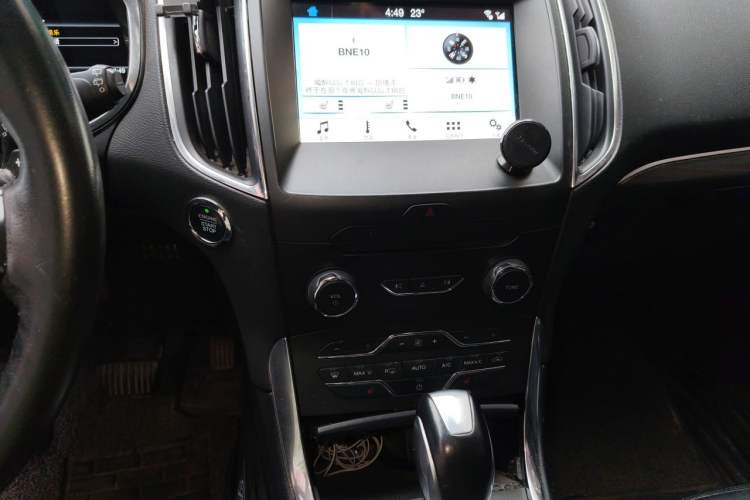 Used Ford Edge 2018 EcoBoost 245 Two-Wheel-Drive Titanium 7-Seater China V Standard Audio And AC Panel