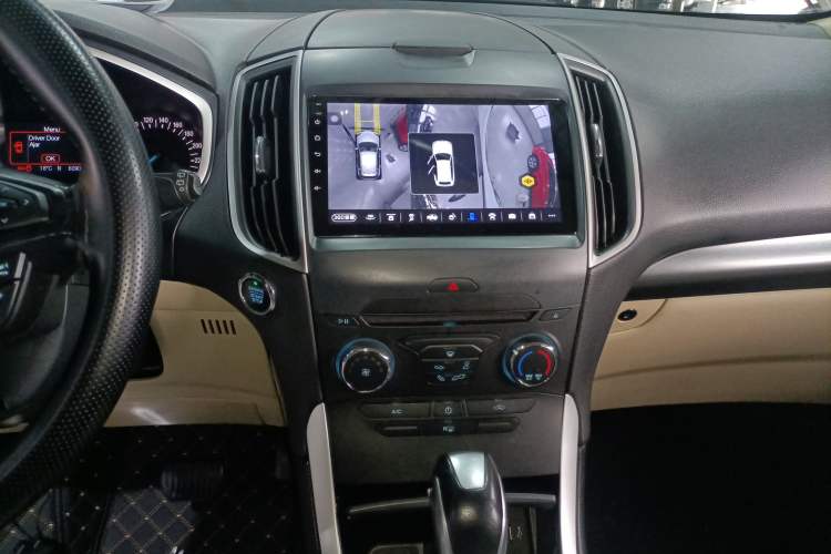 Used Ford Edge 2018 EcoBoost 245 Two-Wheel-Drive Titanium 5-Seater China V Standard Audio And AC Panel
