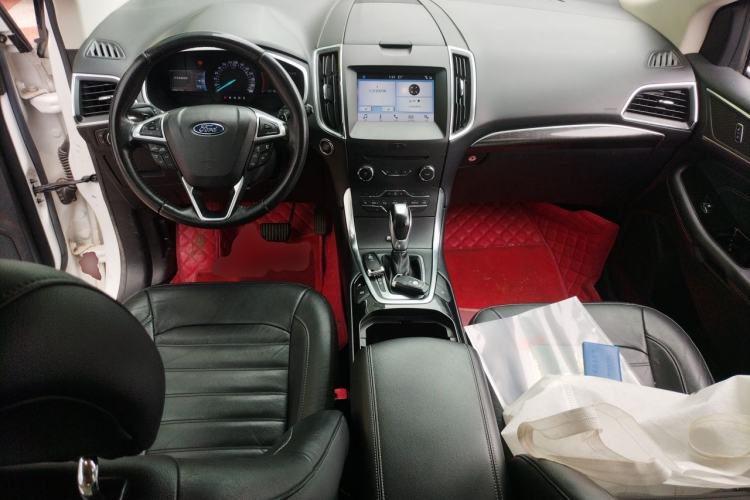 Used Ford Edge 2018 EcoBoost 245 Two-Wheel-Drive Titanium 7-Seater China V Standard Center Console