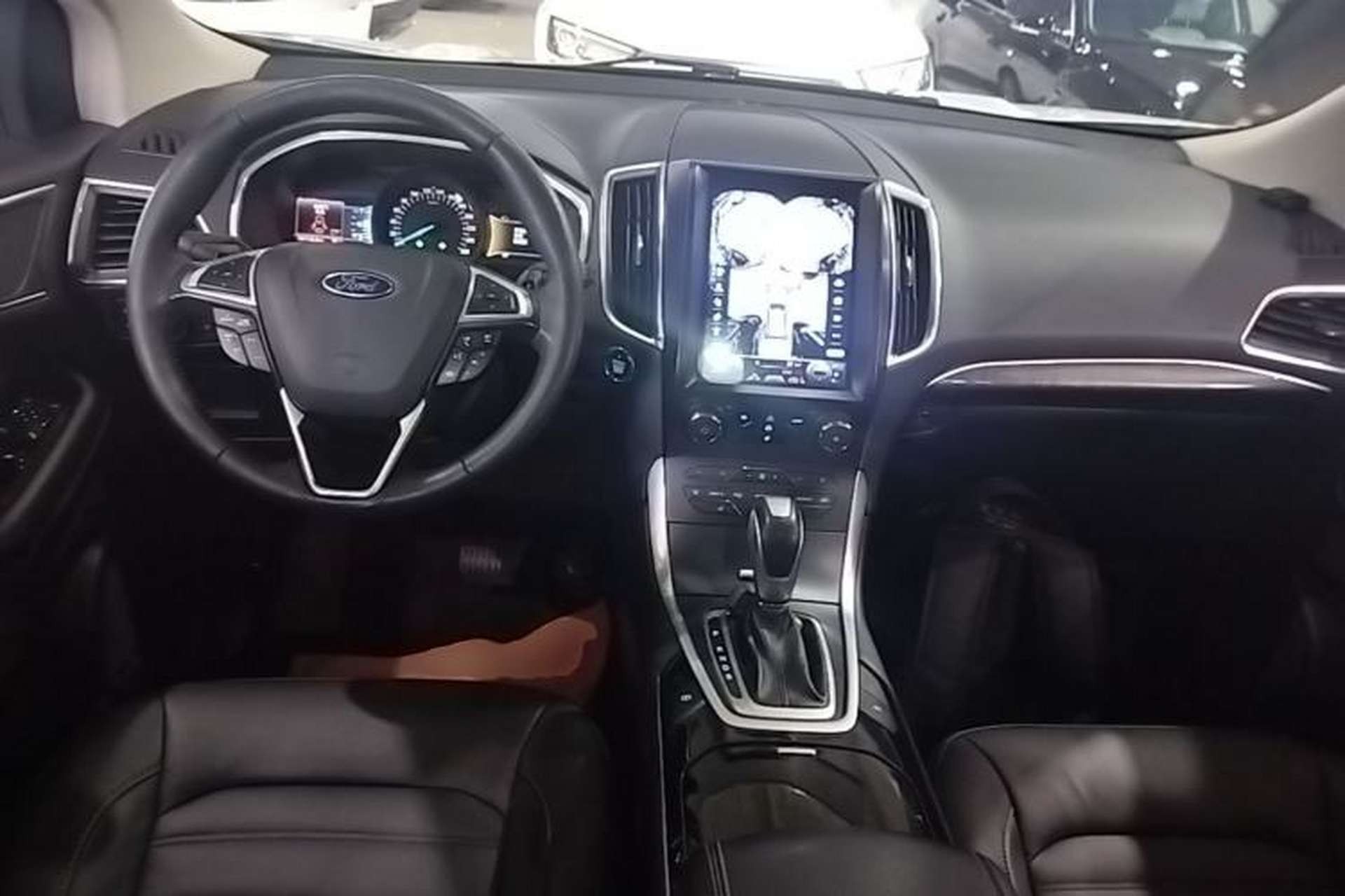 Used Ford Edge 2018 EcoBoost 245 Two-Wheel-Drive Titanium 7-Seater China V Standard Center Console