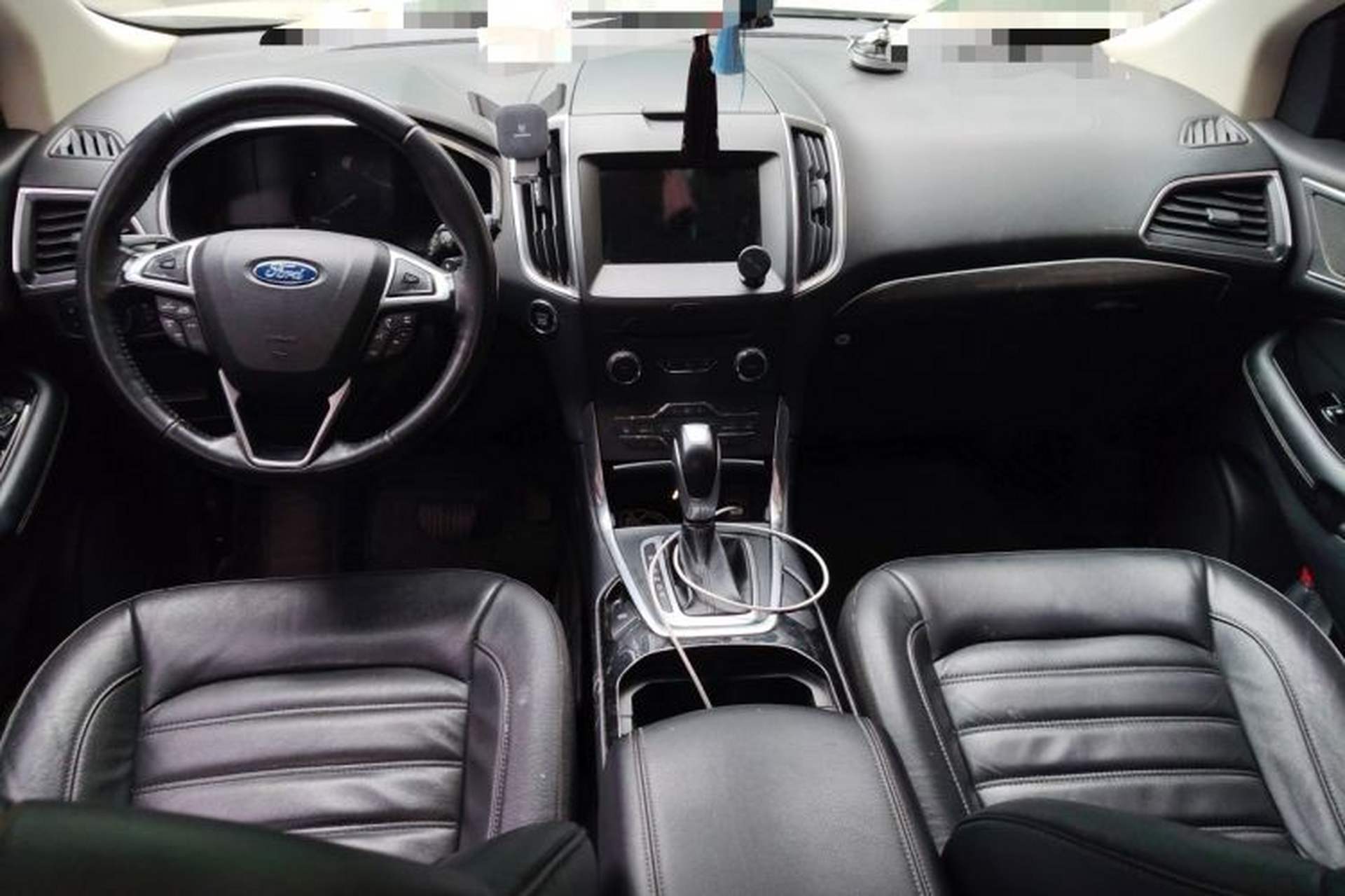 Used Ford Edge 2018 EcoBoost 245 Two-Wheel-Drive Titanium 7-Seater China V Standard Center Console