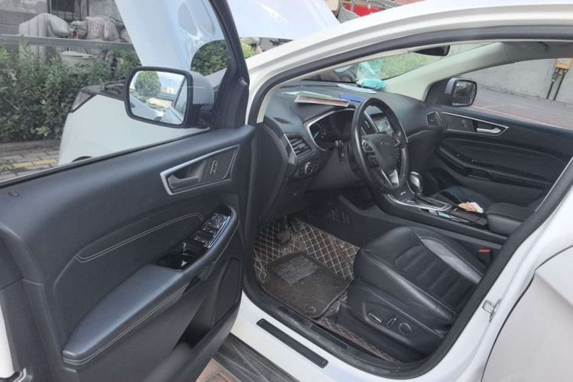 Used Ford Edge 2018 EcoBoost 245 Two-Wheel-Drive Titanium 7-Seater China V Standard Driver Seat