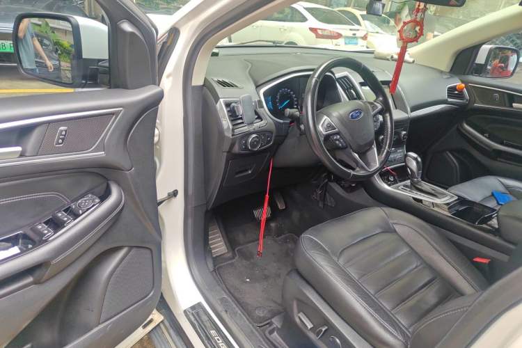 Used Ford Edge 2018 EcoBoost 245 Two-Wheel-Drive Titanium 7-Seater China VI Standard Driver Seat