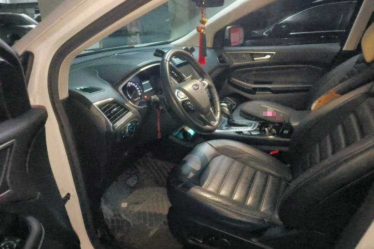 Used Ford Edge 2018 EcoBoost 245 Two-Wheel-Drive Titanium 7-Seater China V Standard Driver Seat