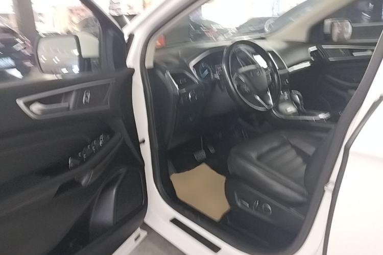Used Ford Edge 2018 EcoBoost 245 Two-Wheel-Drive Titanium 7-Seater China V Standard Driver Seat