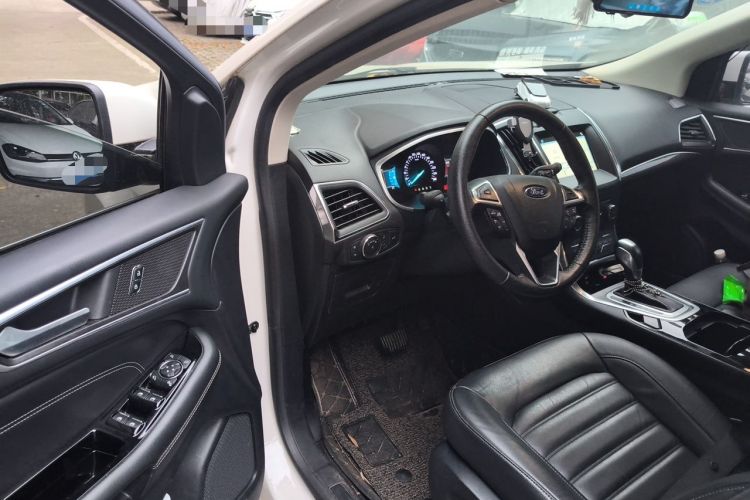 Used Ford Edge 2018 EcoBoost 245 Two-Wheel-Drive Titanium 7-Seater China V Standard Driver Seat
