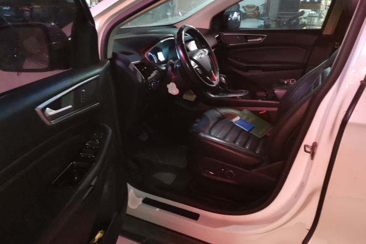 Used Ford Edge 2018 EcoBoost 245 Two-Wheel-Drive Titanium 7-Seater China V Standard Driver Seat