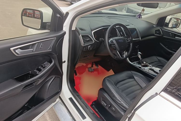 Used Ford Edge 2018 EcoBoost 245 Two-Wheel-Drive Platinum Edition 7-Seater China V Emission Standard Driver Seat