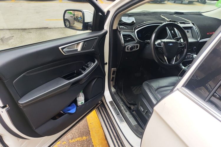 Used Ford Edge 2018 EcoBoost 245 Two-Wheel-Drive Titanium 7-Seater China V Standard Driver Seat