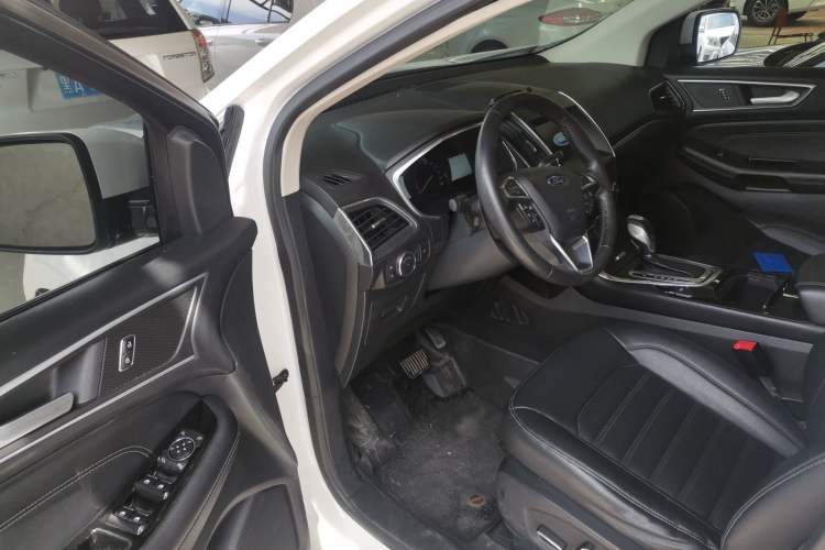 Used Ford Edge 2018 EcoBoost 245 Two-Wheel-Drive Titanium 7-Seater China V Standard Driver Seat