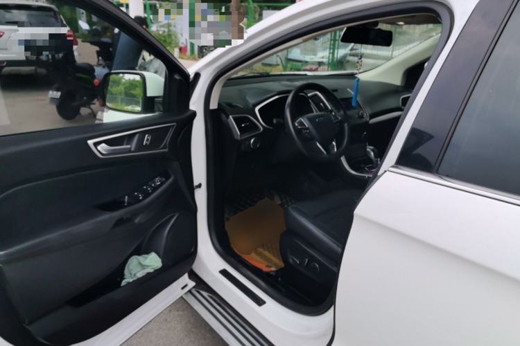 Used Ford Edge 2018 Facelifted EcoBoost 245 Two-Wheel-Drive Platinum Edition 5 Seats China V Emission Standard Driver Seat