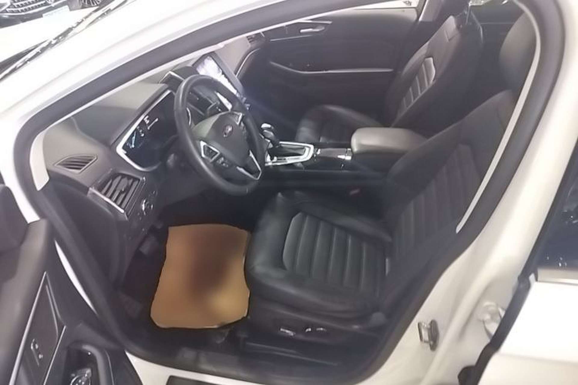 Used Ford Edge 2018 EcoBoost 245 Two-Wheel-Drive Titanium 7-Seater China V Standard Driver Seat