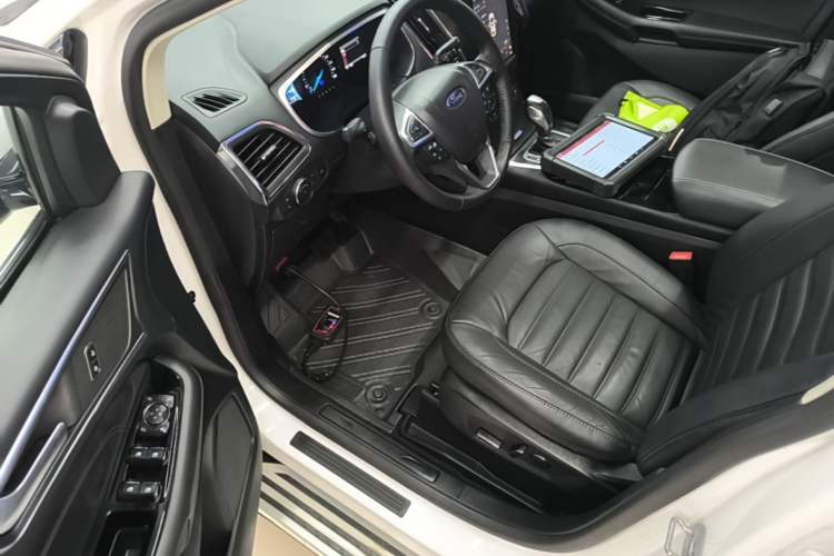 Used Ford Edge 2018 EcoBoost 245 Two-Wheel-Drive Titanium 7-Seater China V Standard Driver Seat