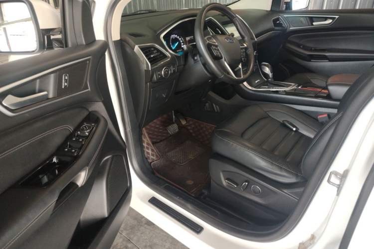 Used Ford Edge 2018 EcoBoost 245 Two-Wheel-Drive Titanium 7-Seater China V Standard Driver Seat