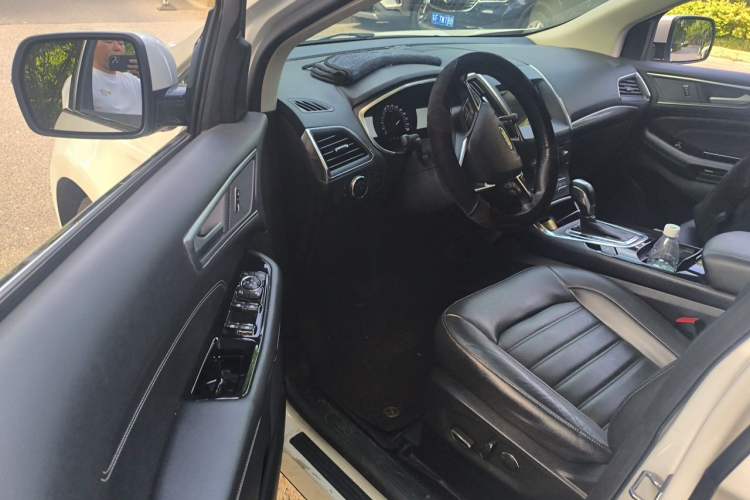 Used Ford Edge 2018 EcoBoost 245 Two-Wheel-Drive Titanium 7-Seater China V Standard Driver Seat