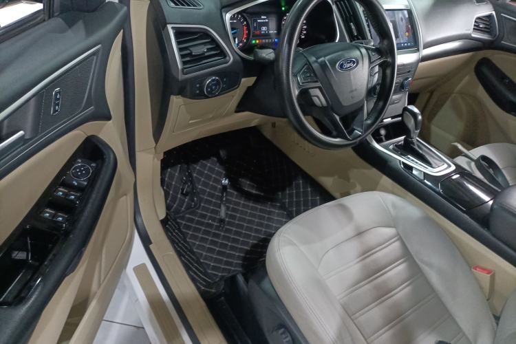 Used Ford Edge 2018 EcoBoost 245 Two-Wheel-Drive Titanium 5-Seater China V Standard Driver Seat