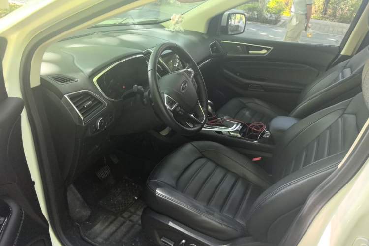 Used Ford Edge 2018 EcoBoost 245 Two-Wheel-Drive Titanium 7-Seater China V Standard Driver Seat