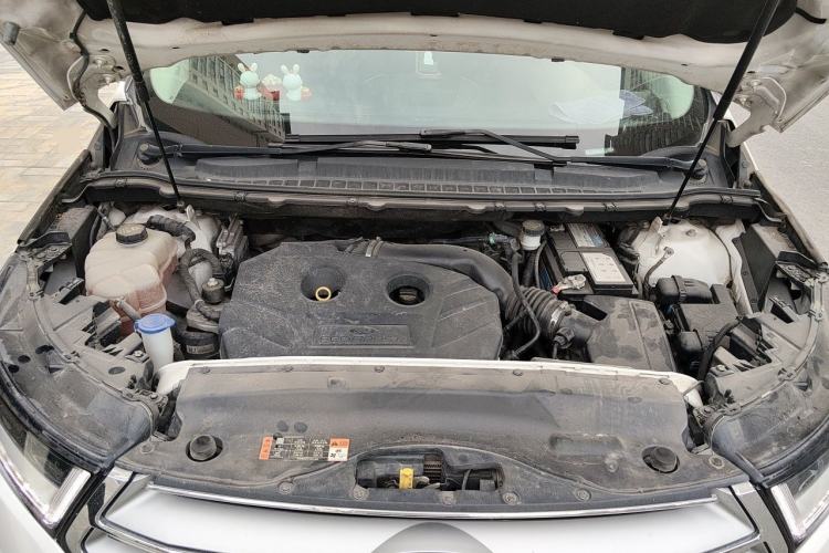 Used Ford Edge 2018 EcoBoost 245 Two-Wheel-Drive Titanium 7-Seater China V Standard Engine Bay
