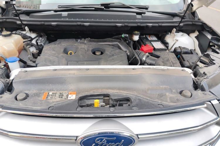 Used Ford Edge 2018 EcoBoost 245 Two-Wheel-Drive Titanium 7-Seater China V Standard Engine Bay