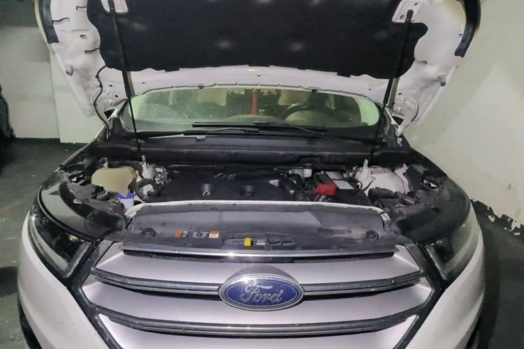 Used Ford Edge 2018 EcoBoost 245 Two-Wheel-Drive Titanium 7-Seater China V Standard Engine Bay