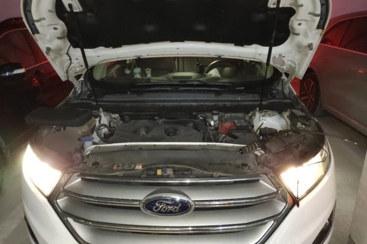 Used Ford Edge 2018 Facelifted EcoBoost 245 Two-Wheel-Drive Platinum Edition 5 Seats China V Emission Standard Engine Bay
