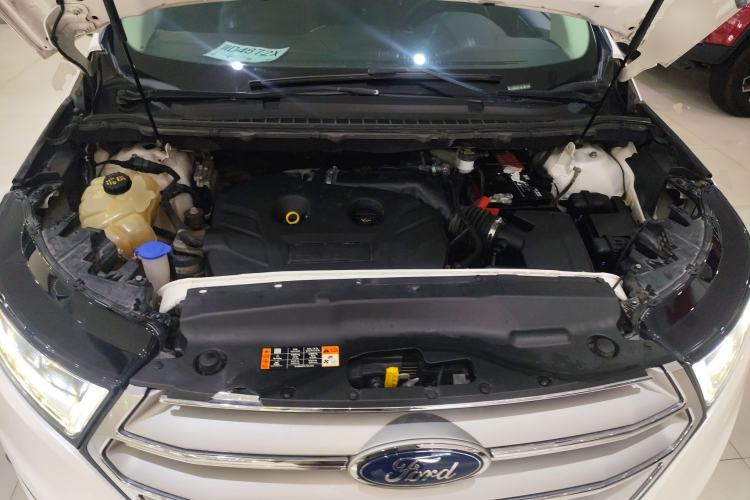 Used Ford Edge 2018 EcoBoost 245 Two-Wheel-Drive Titanium 7-Seater China V Standard Engine Bay