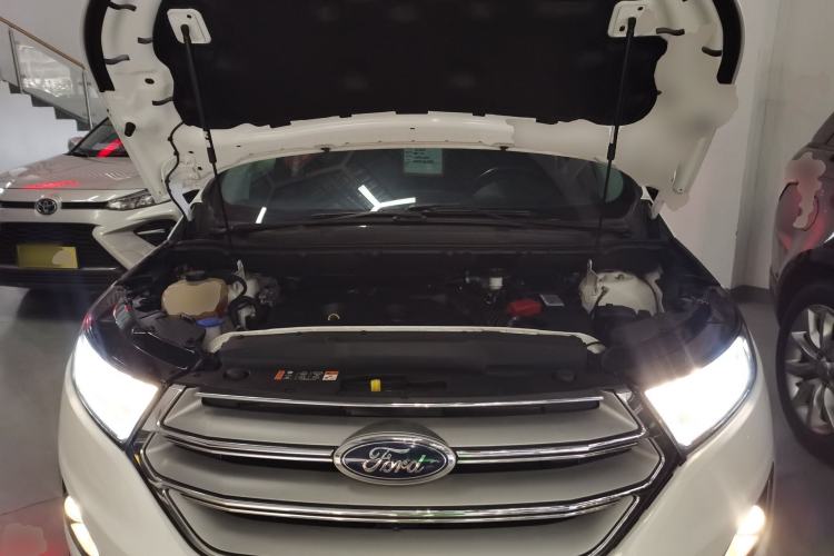 Used Ford Edge 2018 EcoBoost 245 Two-Wheel-Drive Platinum Edition 5 Seats Engine Bay