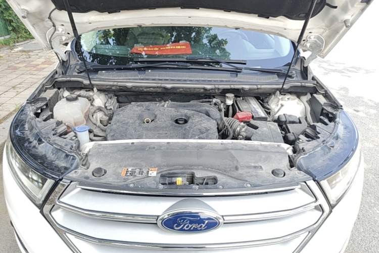 Used Ford Edge 2018 EcoBoost 245 Two-Wheel-Drive Titanium 7-Seater China V Standard Engine Bay