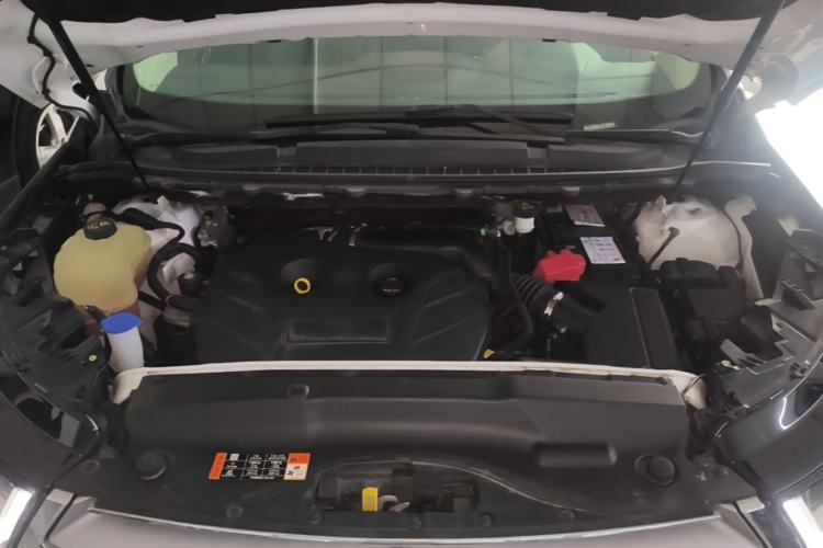 Used Ford Edge 2018 EcoBoost 245 Two-Wheel-Drive Titanium 7-Seater China V Standard Engine Bay