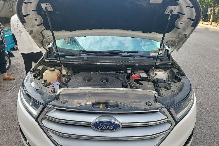 Used Ford Edge 2018 EcoBoost 245 Two-Wheel-Drive Titanium 7-Seater China V Standard Engine Bay