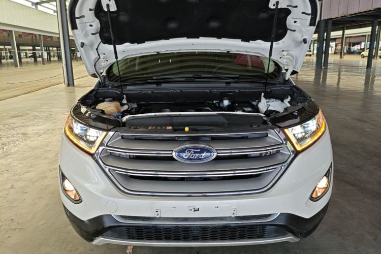 Used Ford Edge 2018 EcoBoost 245 Two-Wheel-Drive Titanium 7-Seater China V Standard Engine Bay