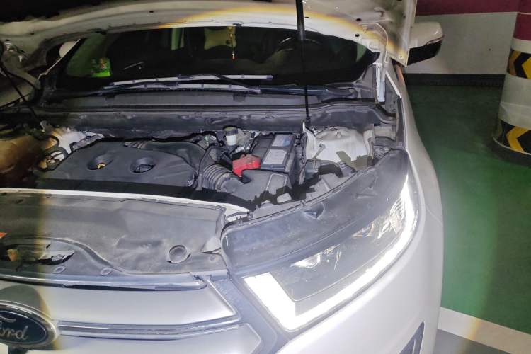 Used Ford Edge 2018 EcoBoost 245 Two-Wheel-Drive Titanium 7-Seater China V Standard Engine Bay Left