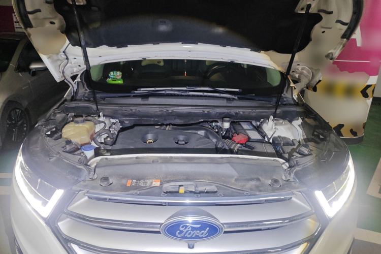 Used Ford Edge 2018 EcoBoost 245 Two-Wheel-Drive Titanium 7-Seater China V Standard Engine Bay