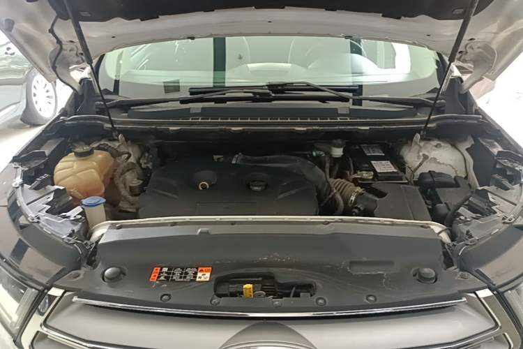 Used Ford Edge 2018 EcoBoost 245 Two-Wheel-Drive Titanium 7-Seater China V Standard Engine Bay